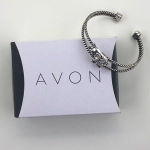 Avon antiqued elephant cuff bracelet